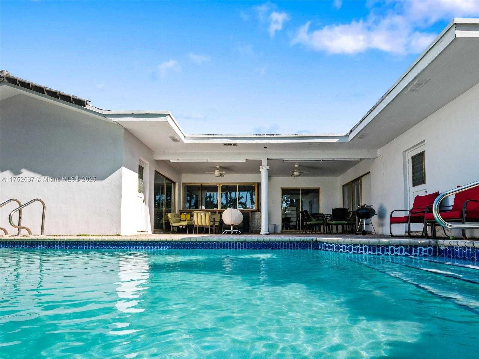 Small Image of 3610 NORTH 53RD AVE, Hollywood Number 42