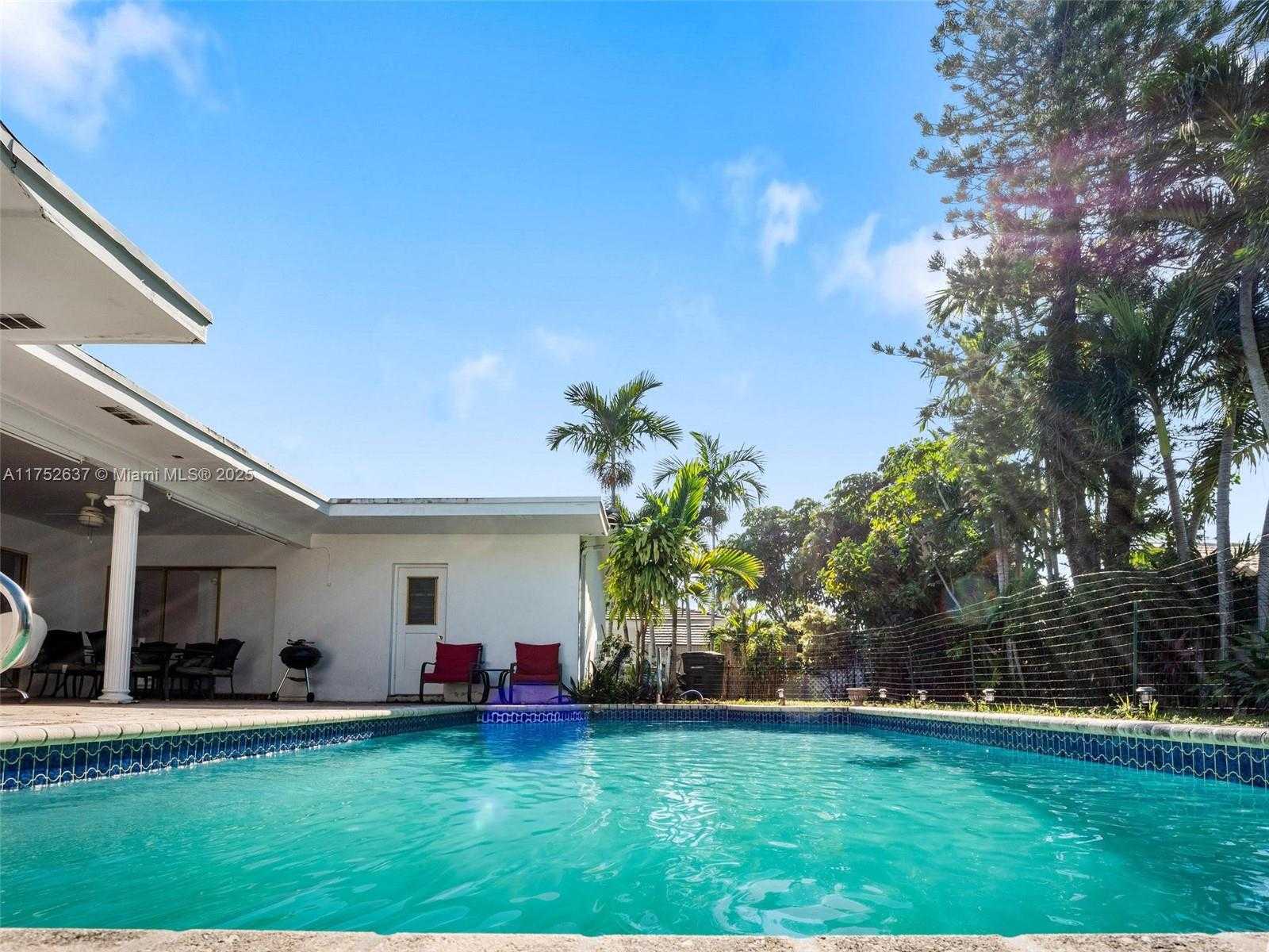 Small Image of 3610 NORTH 53RD AVE, Hollywood Number 43