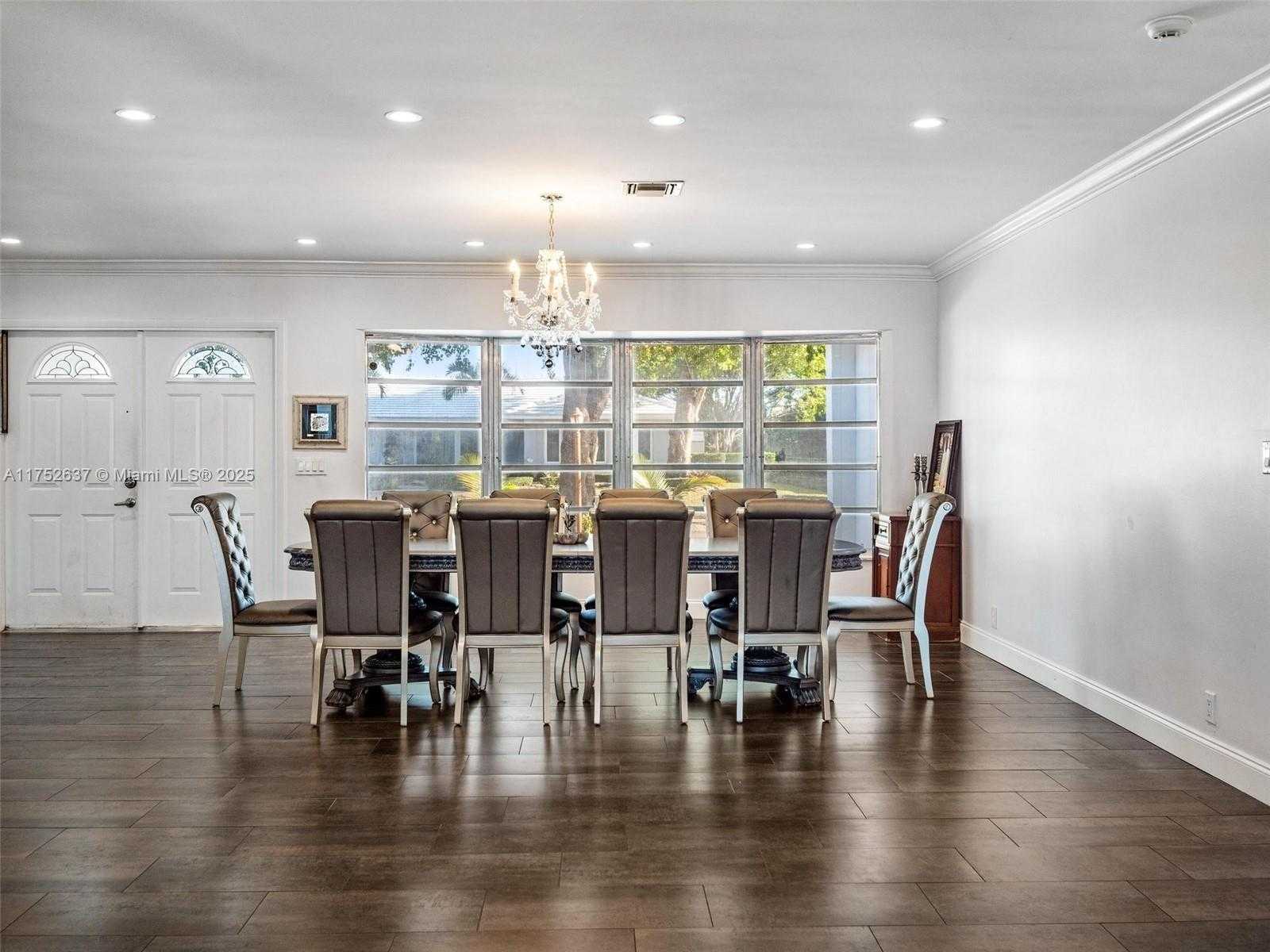 Small Image of 3610 NORTH 53RD AVE, Hollywood Number 7