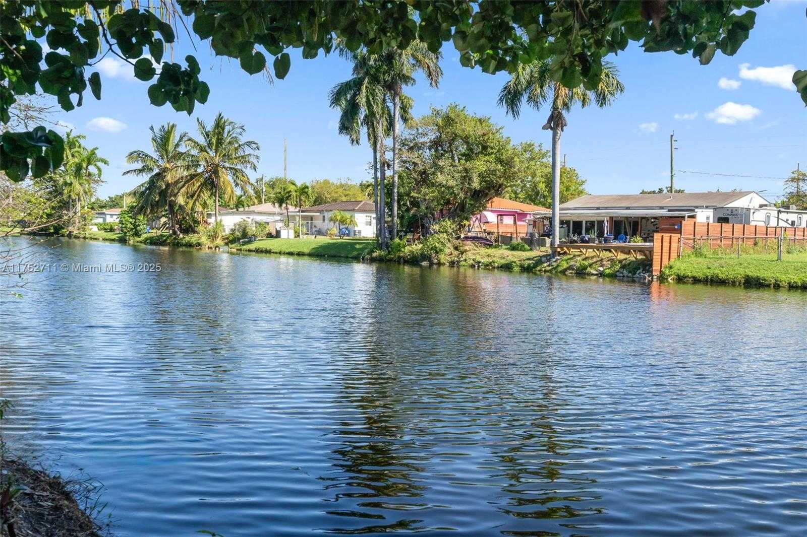 Small Image of 9251 Little River Blvd, Miami, FL 33147, USA Number 5