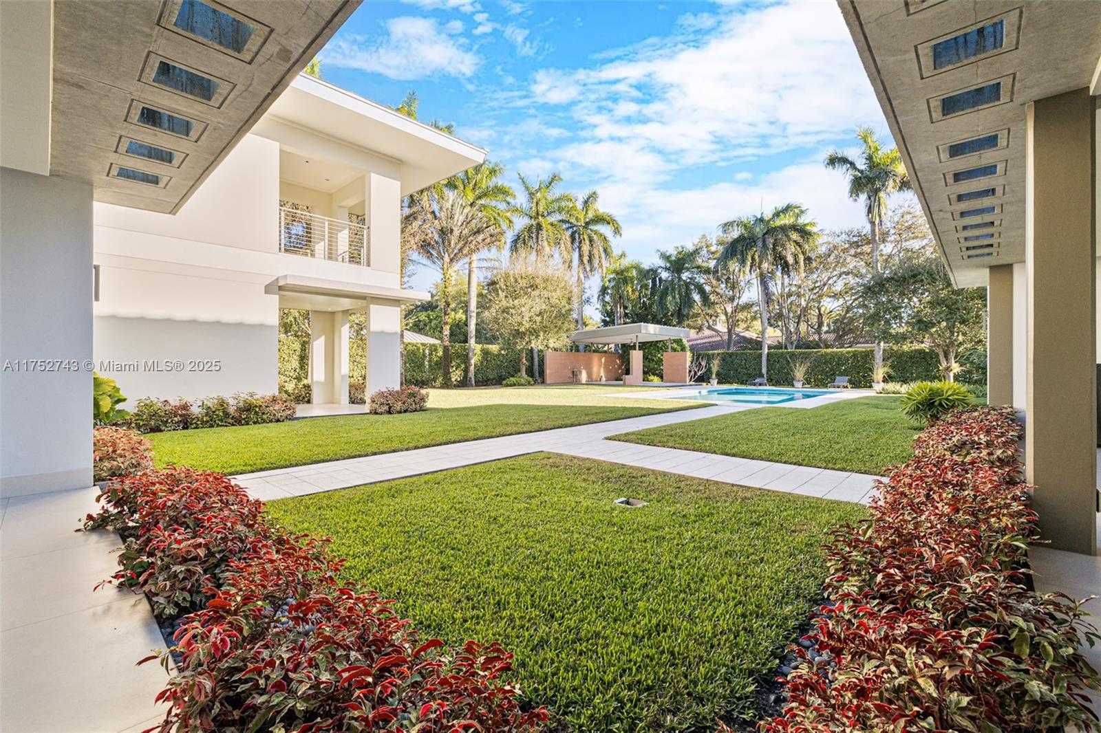 Small Image of 6080 SOUTH WEST 88TH ST, Pinecrest Number 24