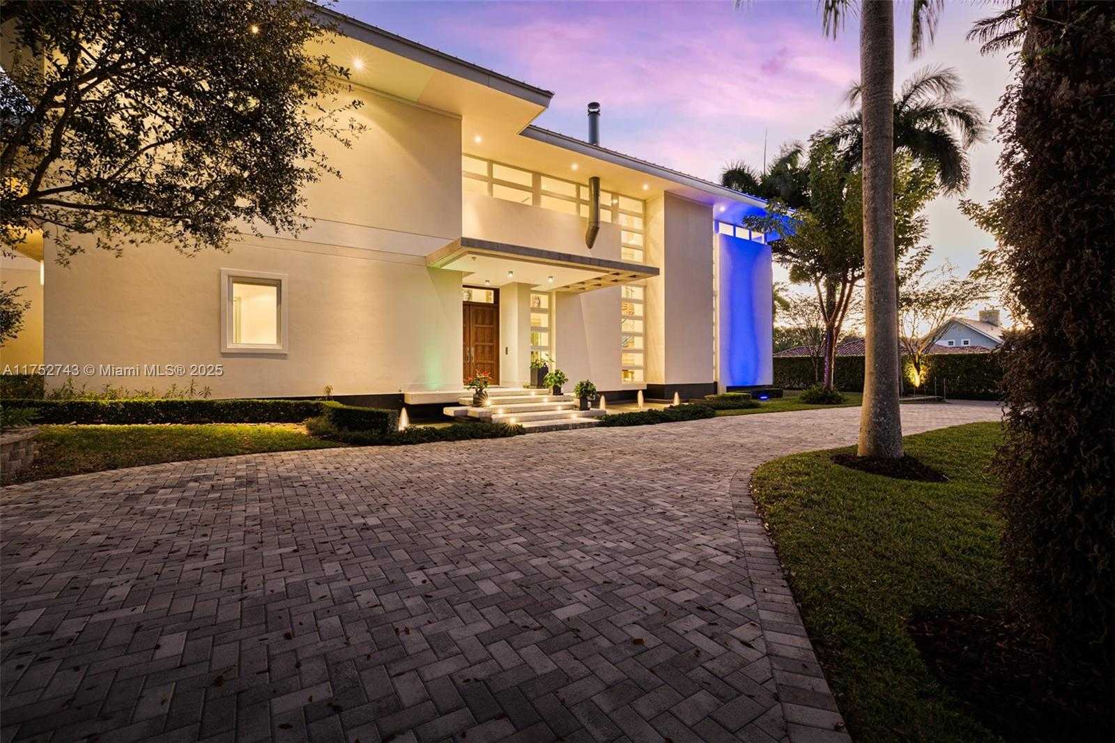 Small Image of 6080 SOUTH WEST 88TH ST, Pinecrest Number 3