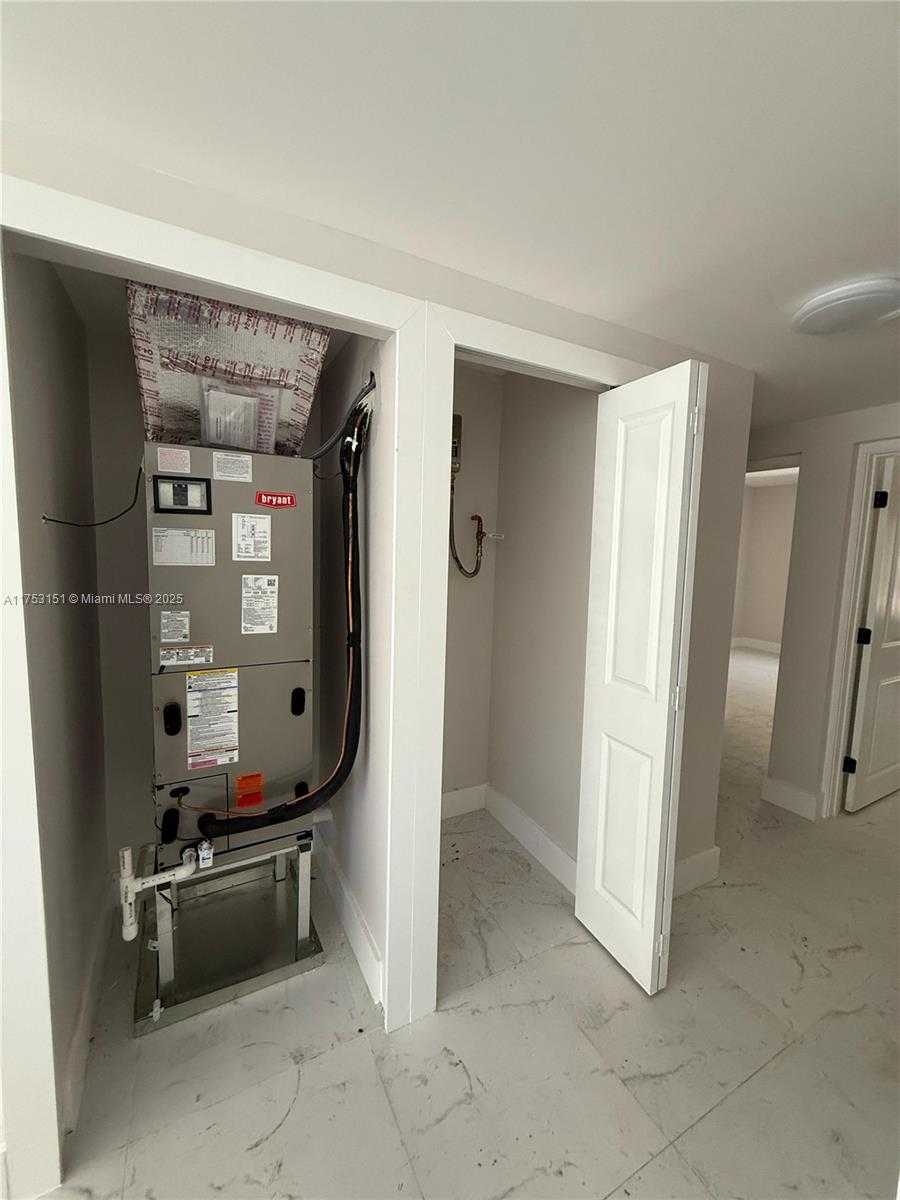 Small Image of 1361 NORTH WEST 29TH TER, Miami Number 11