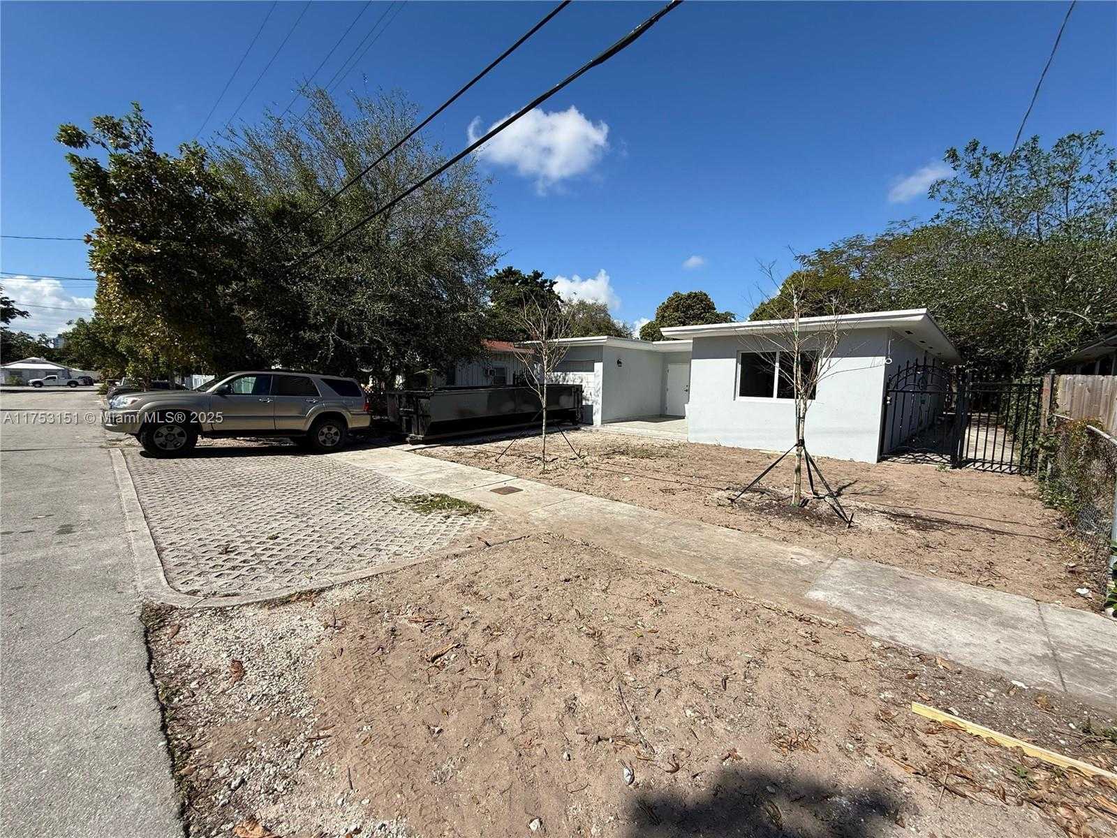 Small Image of 1361 NORTH WEST 29TH TER, Miami Number 21