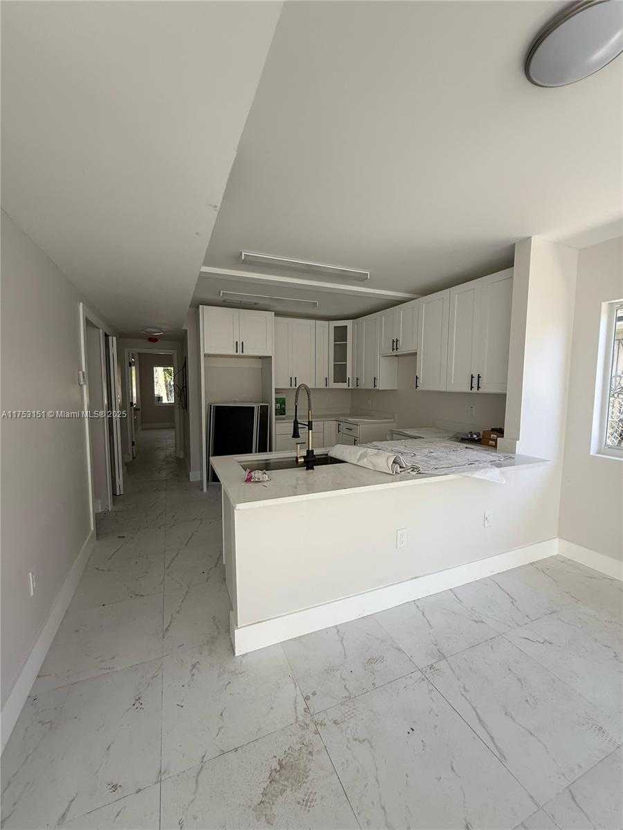 Small Image of 1361 NORTH WEST 29TH TER, Miami Number 3