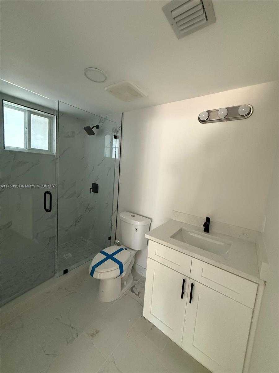 Small Image of 1361 NORTH WEST 29TH TER, Miami Number 5