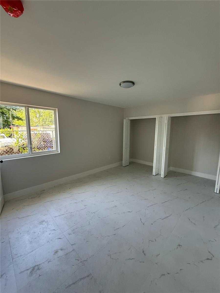 Small Image of 1361 NORTH WEST 29TH TER, Miami Number 7