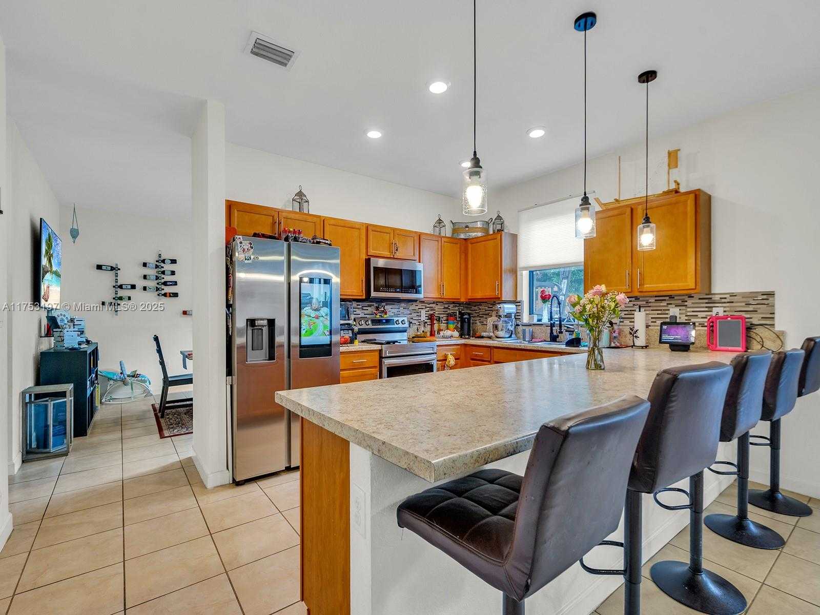 Small Image of 726 SOUTH EAST 37TH PL, Homestead Number 12