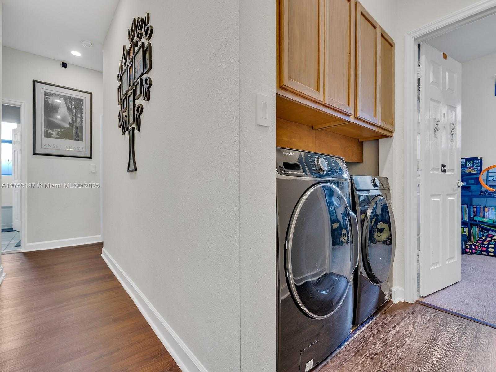 Small Image of 726 SOUTH EAST 37TH PL, Homestead Number 16