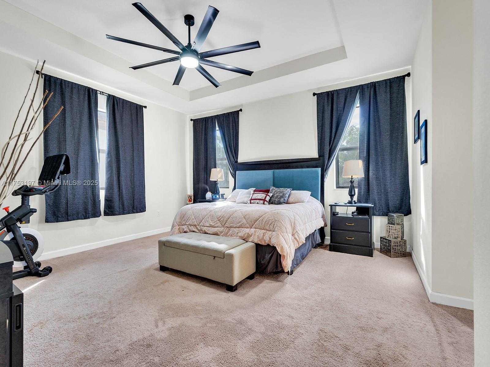 Small Image of 726 SOUTH EAST 37TH PL, Homestead Number 18