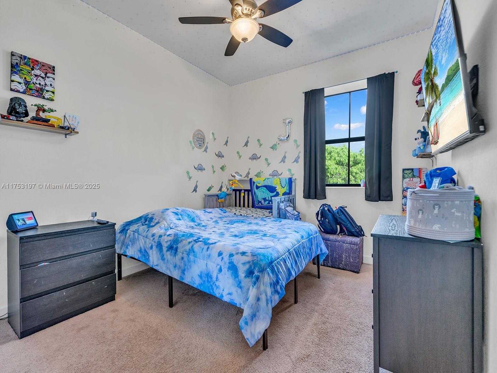 Small Image of 726 SOUTH EAST 37TH PL, Homestead Number 24