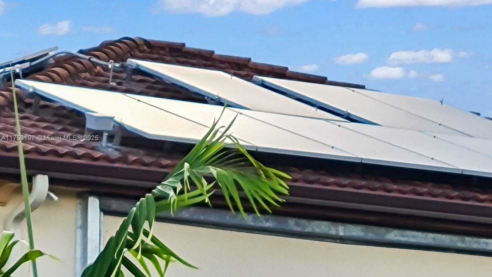 Small Image of 726 SOUTH EAST 37TH PL, Homestead Number 3