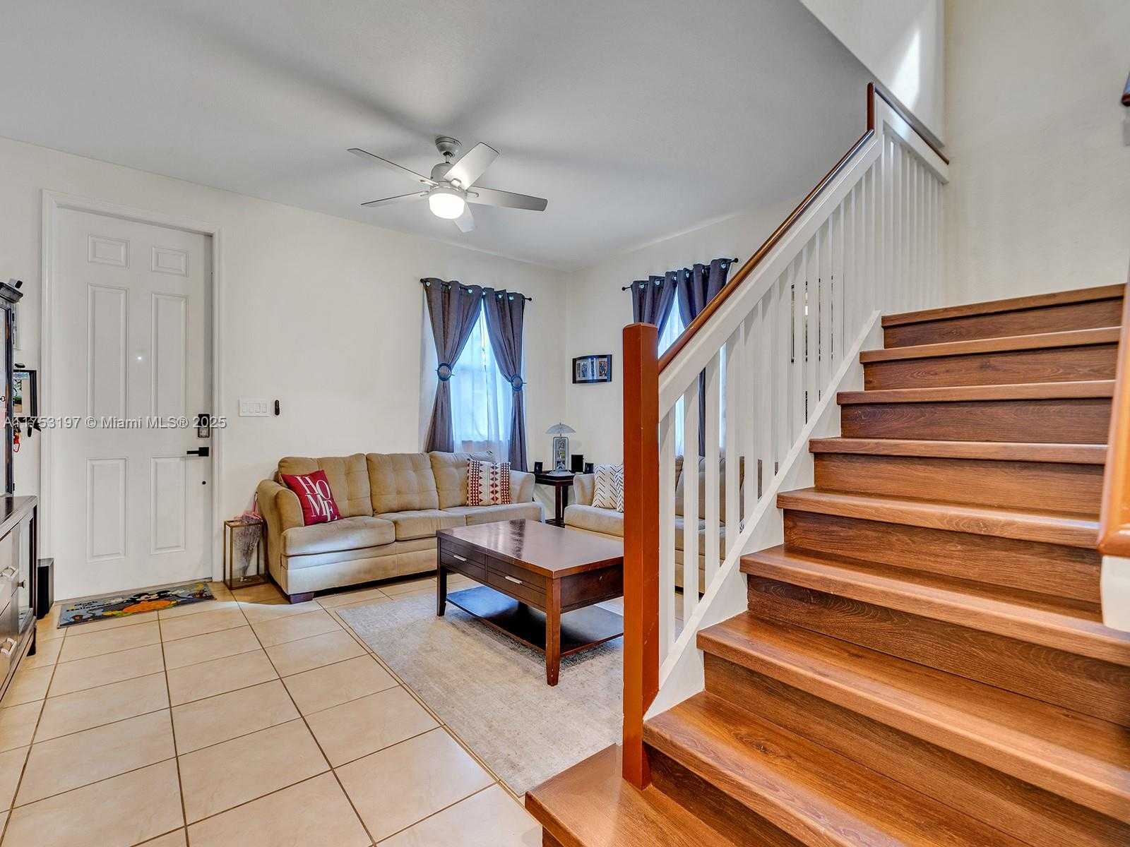Small Image of 726 SOUTH EAST 37TH PL, Homestead Number 6