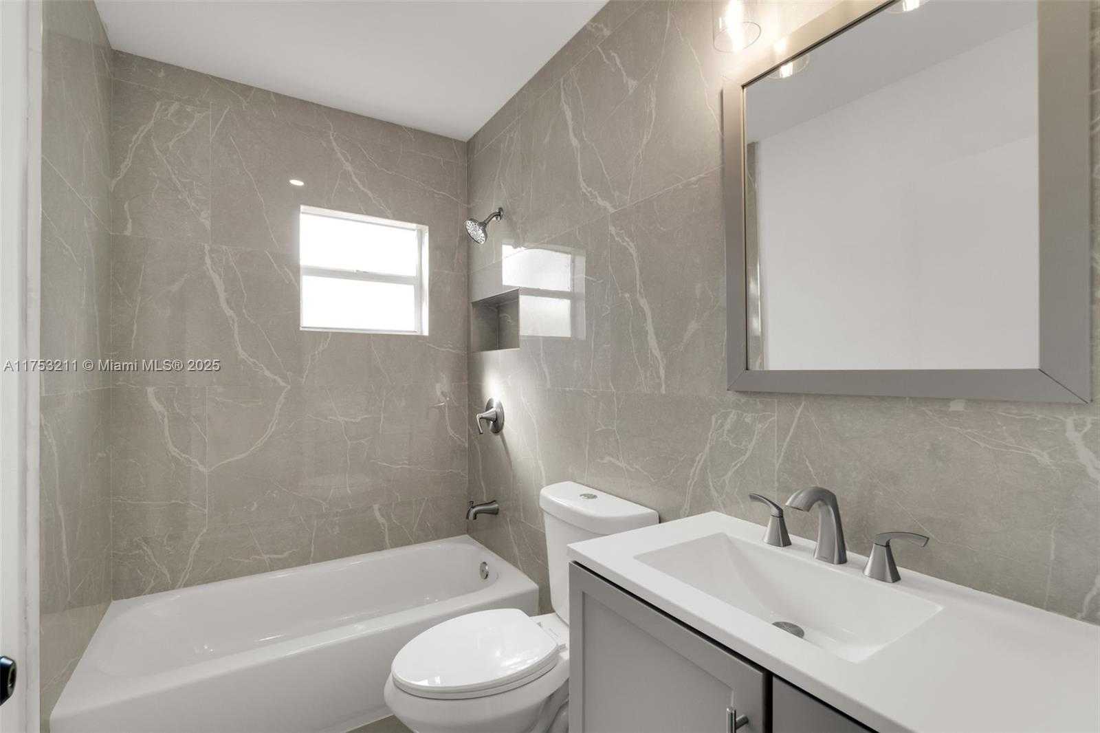 Small Image of 30 SOUTH WEST 7TH ST, Hallandale Beach Number 18