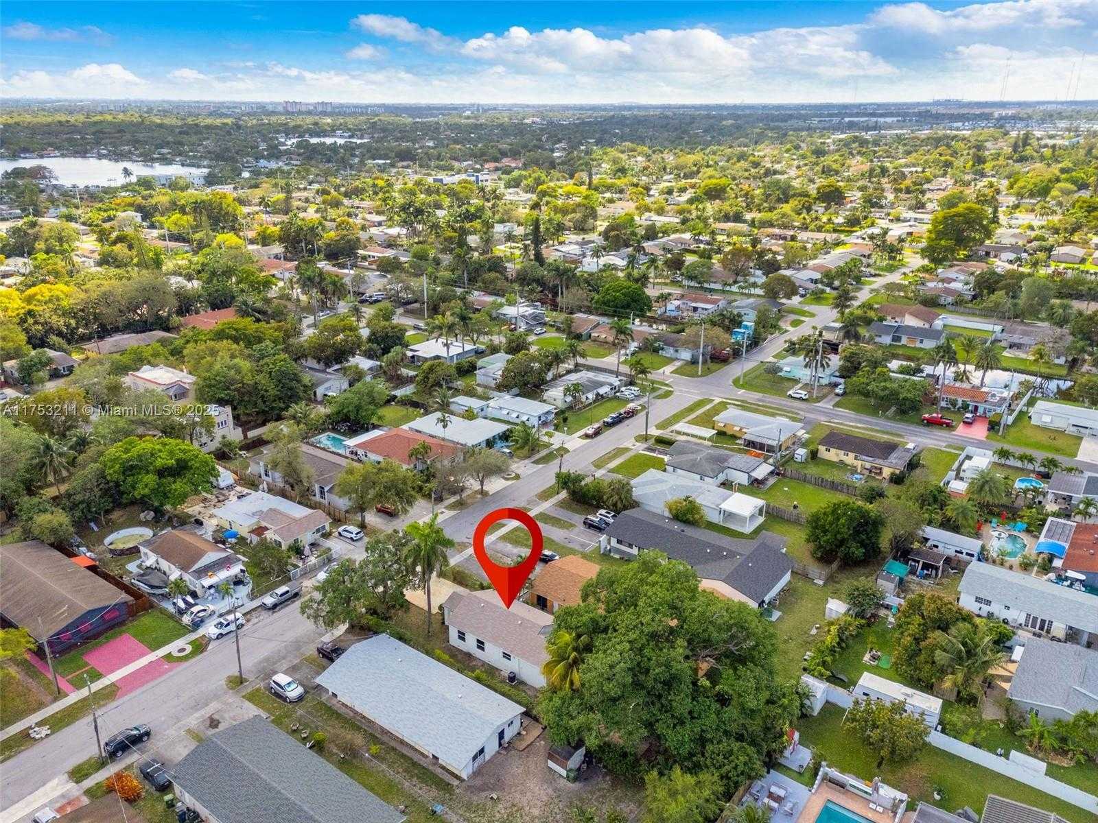 Small Image of 30 SOUTH WEST 7TH ST, Hallandale Beach Number 27