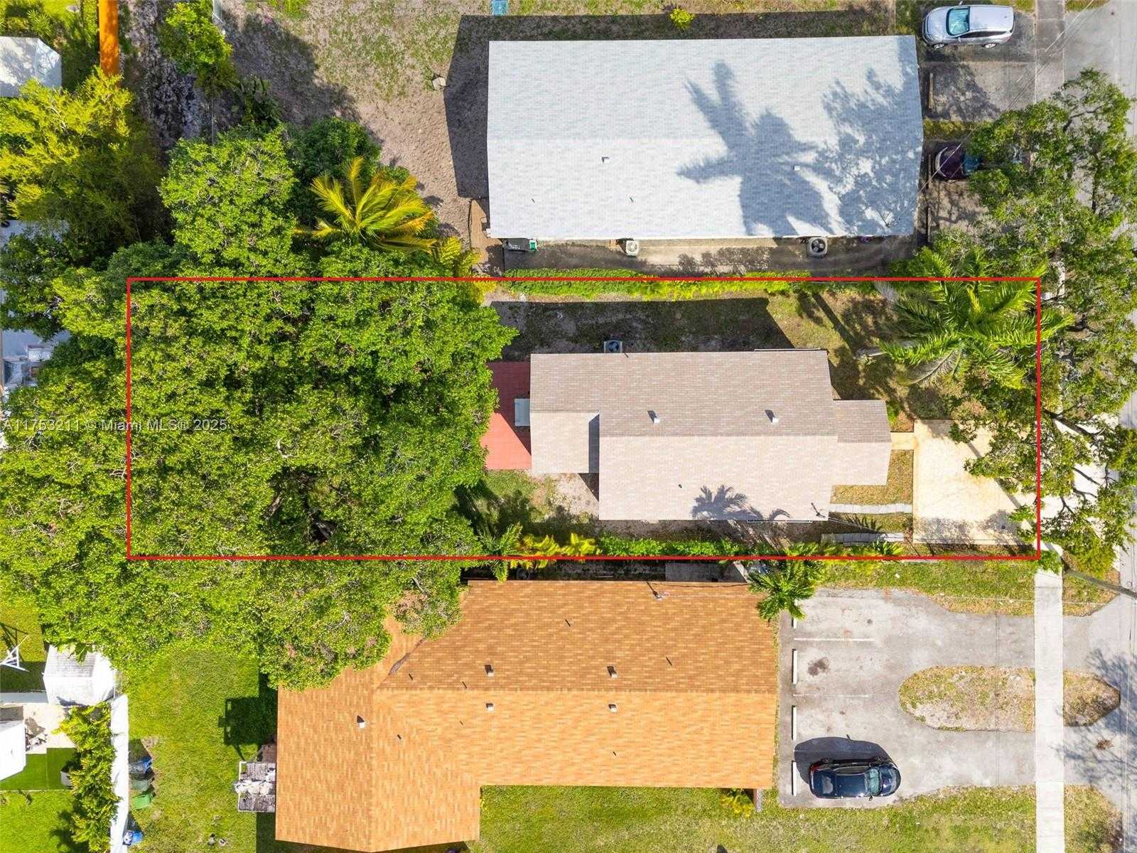 Small Image of 30 SOUTH WEST 7TH ST, Hallandale Beach Number 30
