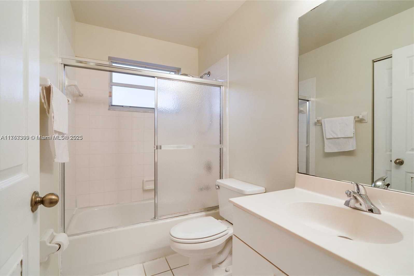 Small Image of 16548 NORTH WEST 17TH ST, Pembroke Pines Number 10