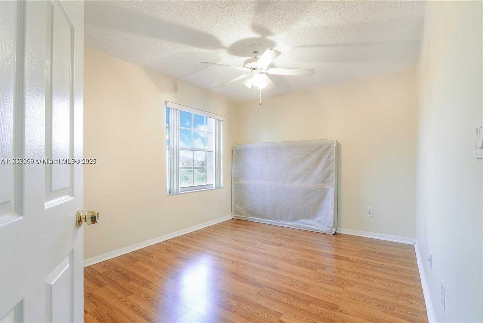 Small Image of 16548 NORTH WEST 17TH ST, Pembroke Pines Number 11