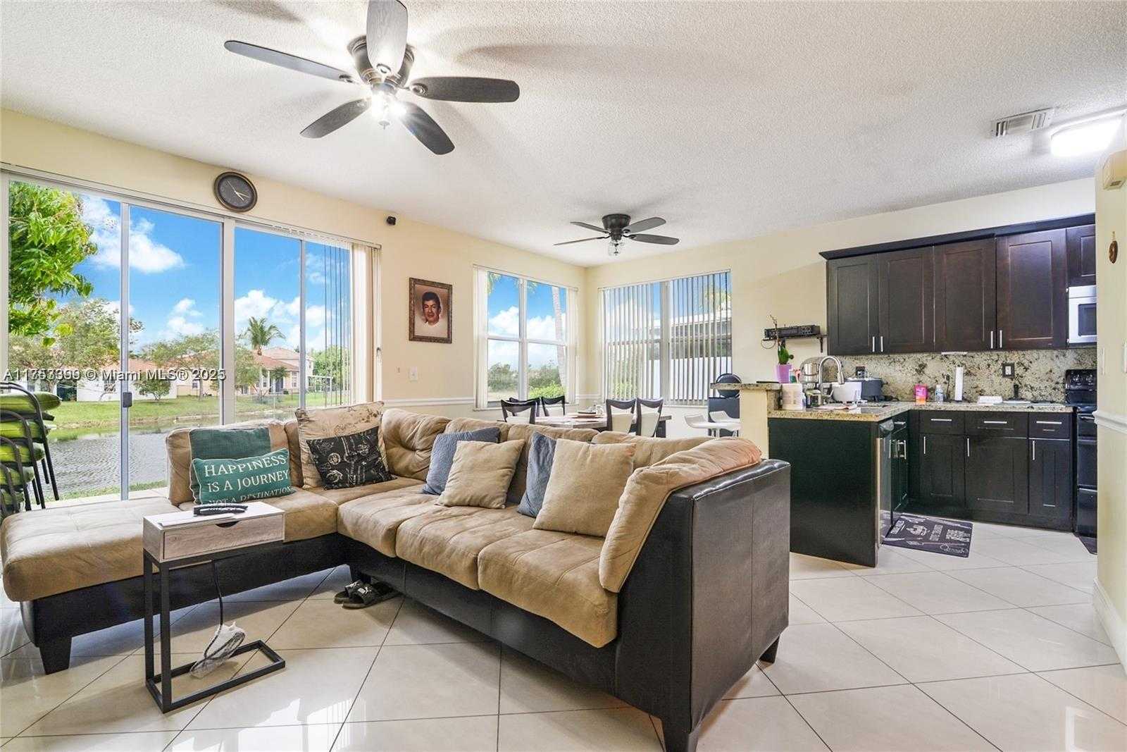 Small Image of 16548 NORTH WEST 17TH ST, Pembroke Pines Number 4