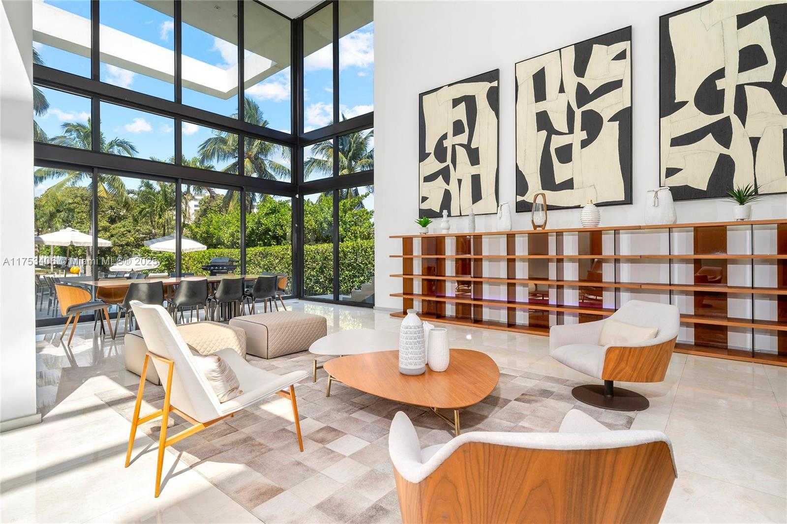 Small Image of 418 SUNSET DR, Hallandale Beach Number 14