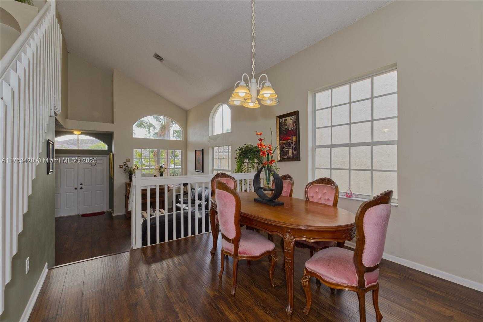 Small Image of 15343 NORTH WEST 14TH RD, Pembroke Pines Number 12