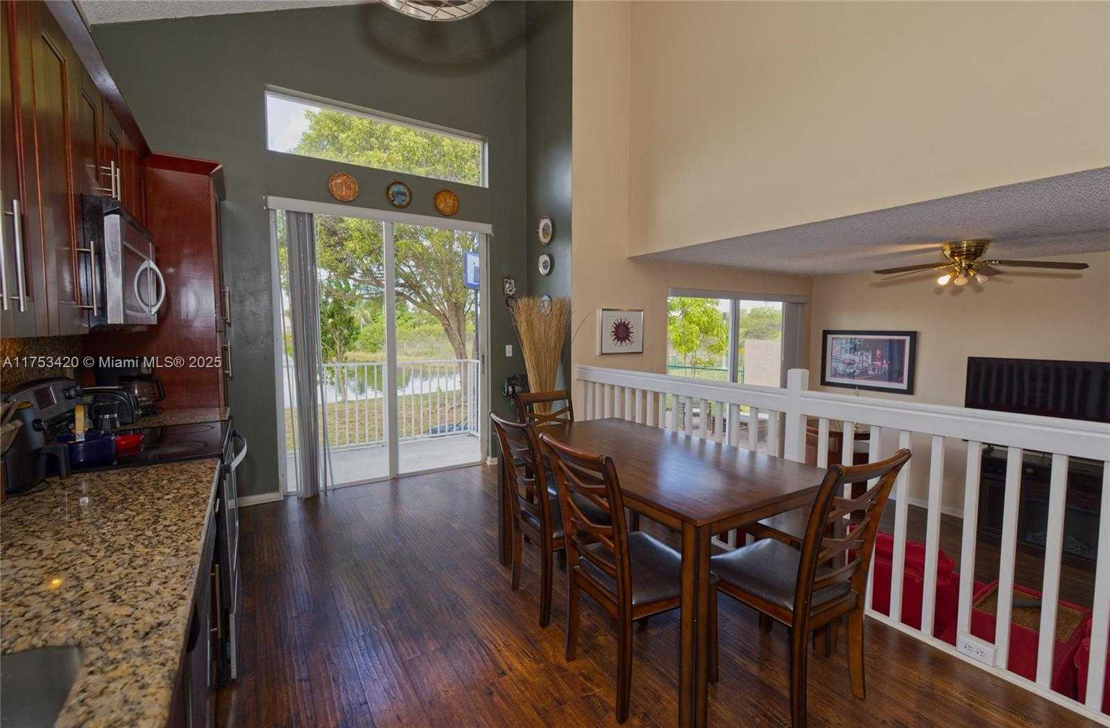 Small Image of 15343 NORTH WEST 14TH RD, Pembroke Pines Number 18
