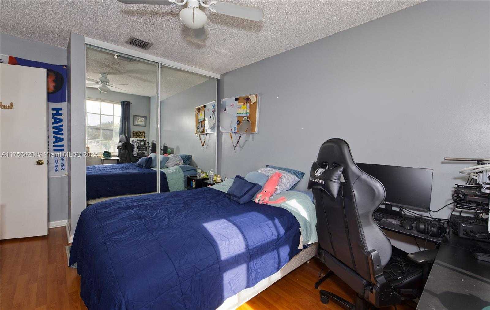 Small Image of 15343 NORTH WEST 14TH RD, Pembroke Pines Number 22