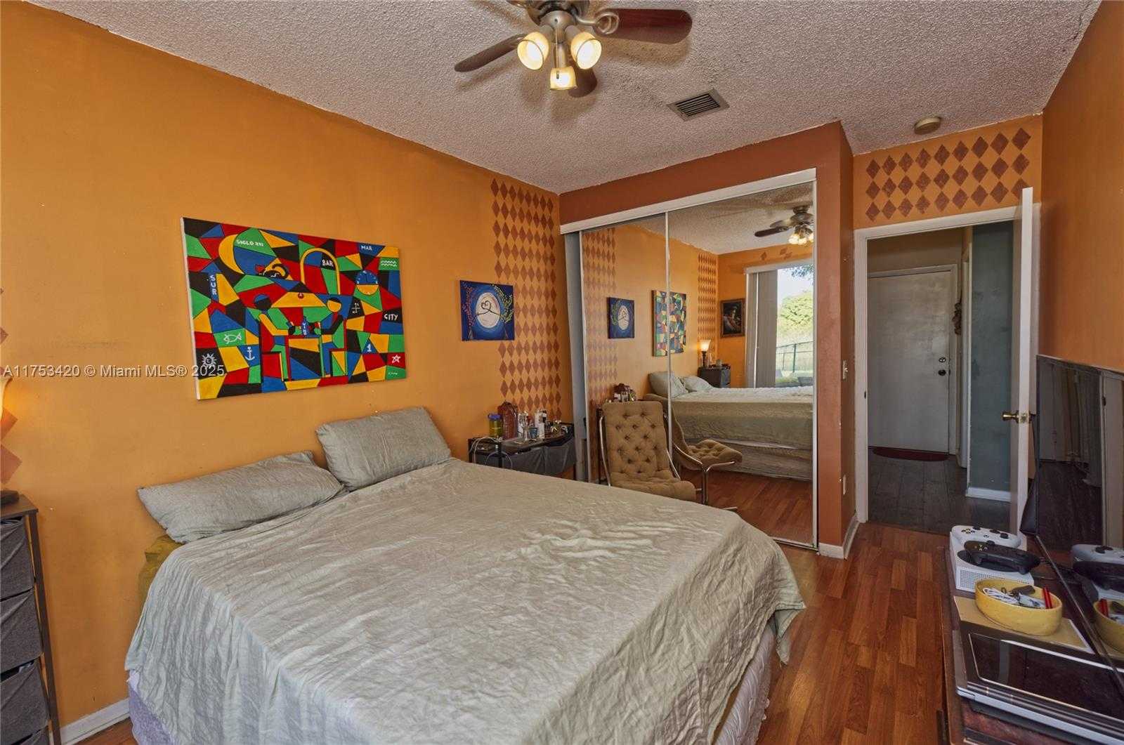Small Image of 15343 NORTH WEST 14TH RD, Pembroke Pines Number 25