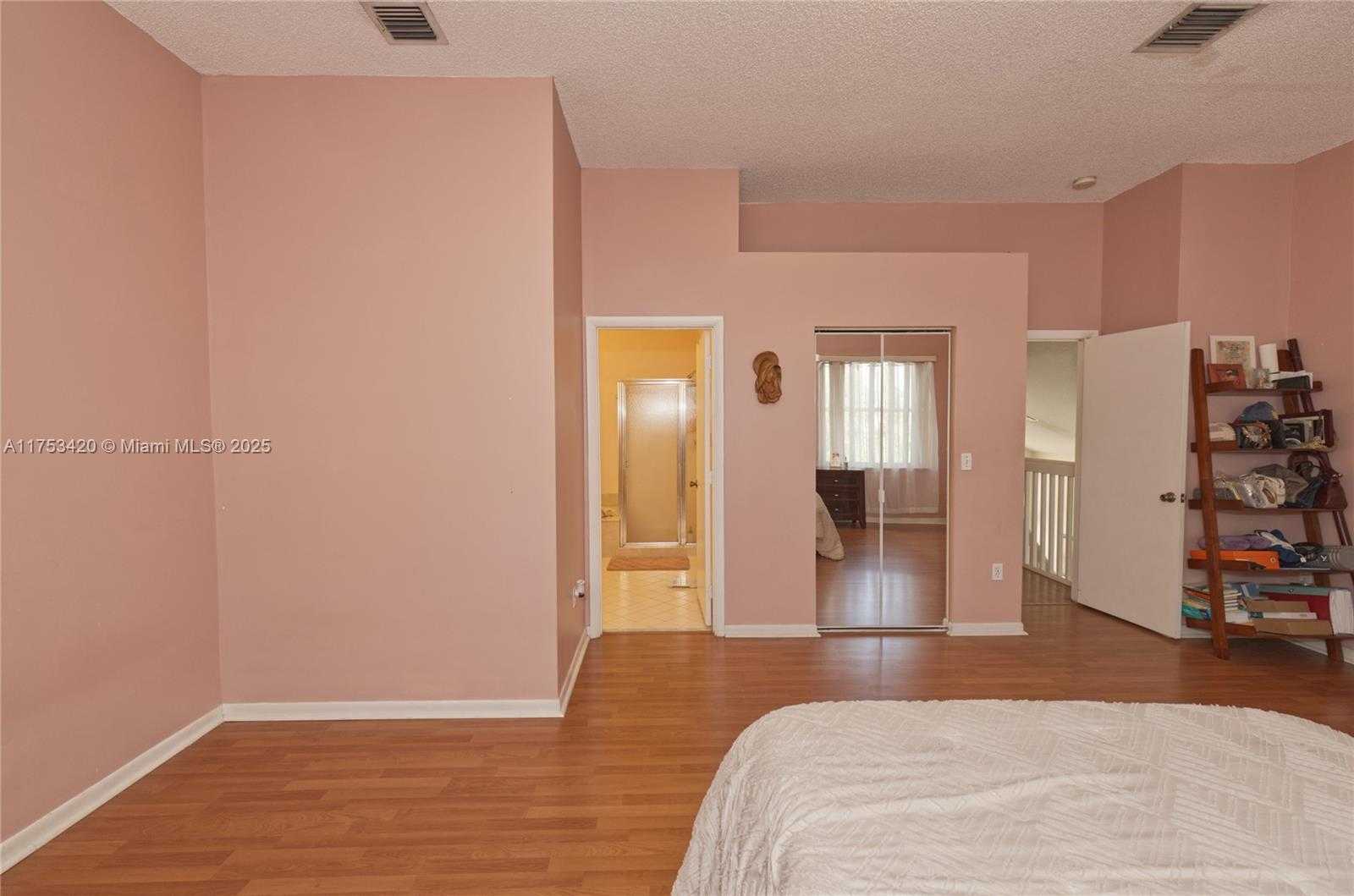 Small Image of 15343 NORTH WEST 14TH RD, Pembroke Pines Number 29