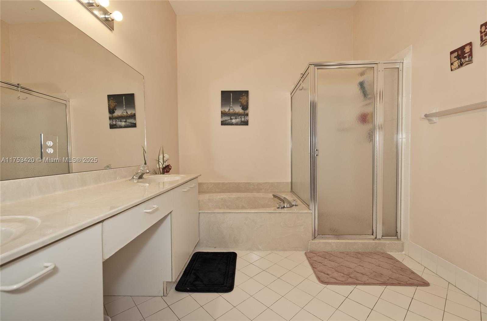 Small Image of 15343 NORTH WEST 14TH RD, Pembroke Pines Number 39