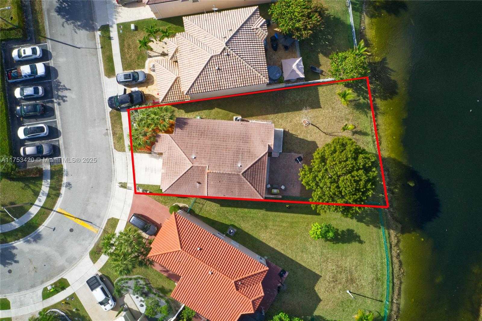 Small Image of 15343 NORTH WEST 14TH RD, Pembroke Pines Number 4