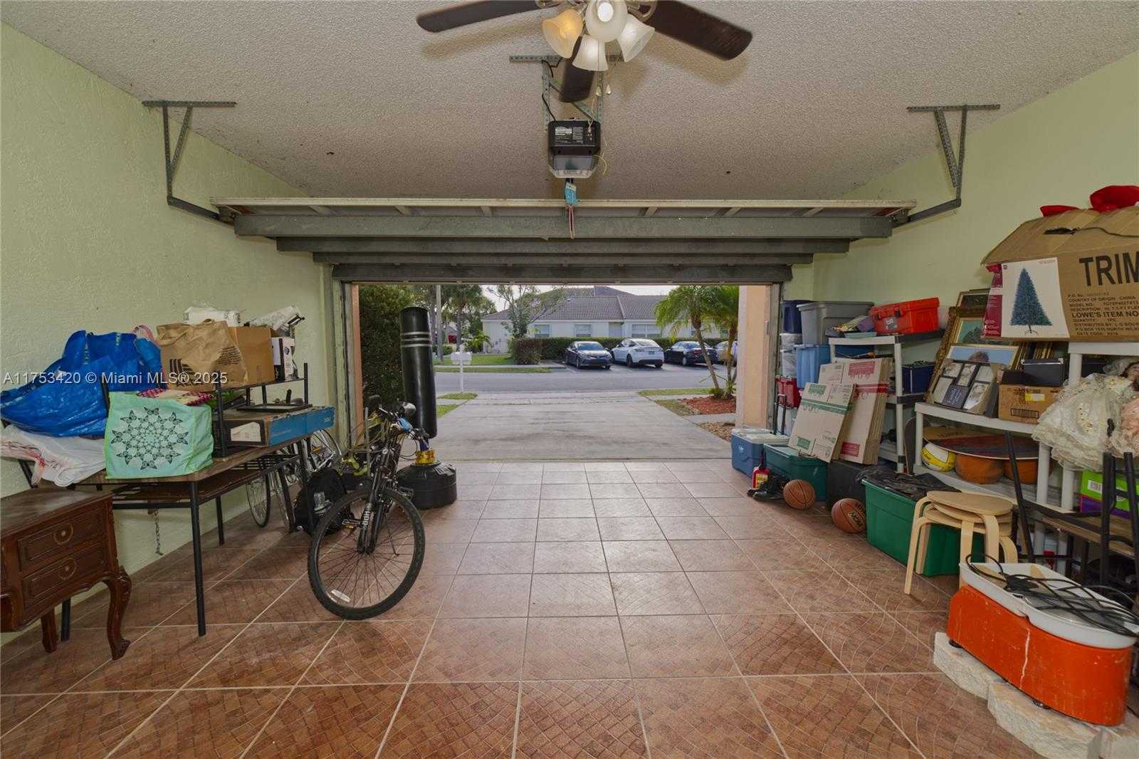 Small Image of 15343 NORTH WEST 14TH RD, Pembroke Pines Number 42