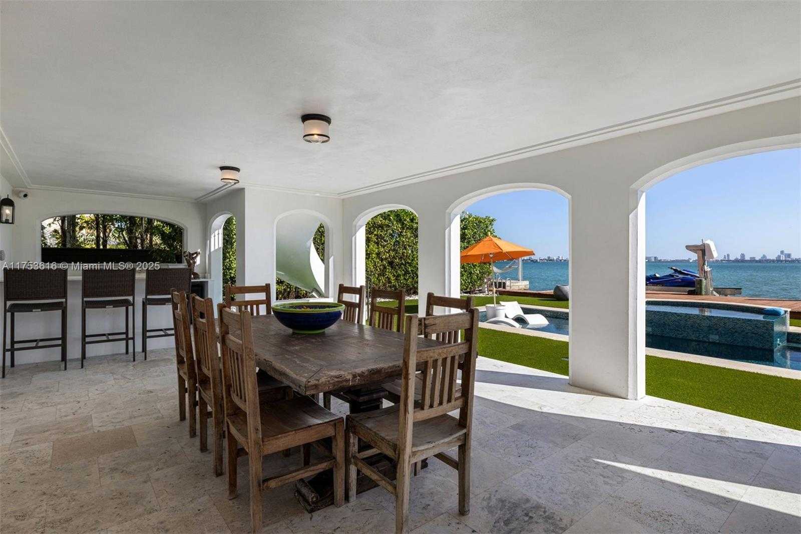 Small Image of 1460 SOUTH TREASURE DR, North Bay Village Number 36