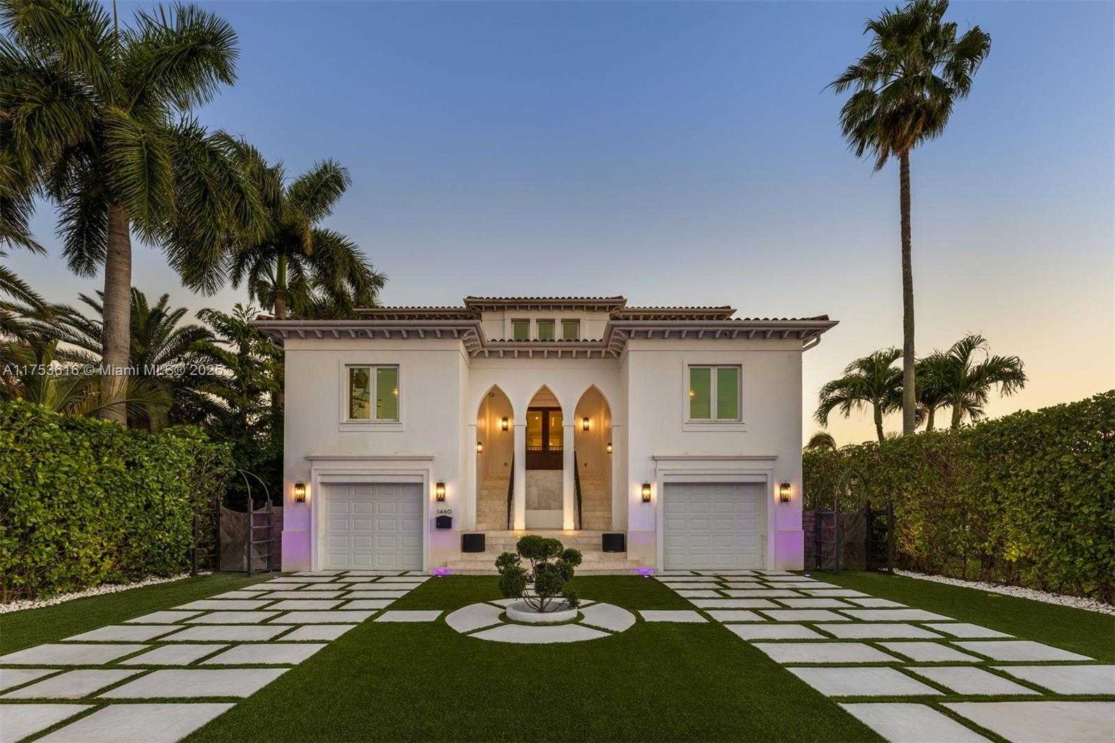 Small Image of 1460 SOUTH TREASURE DR, North Bay Village Number 38