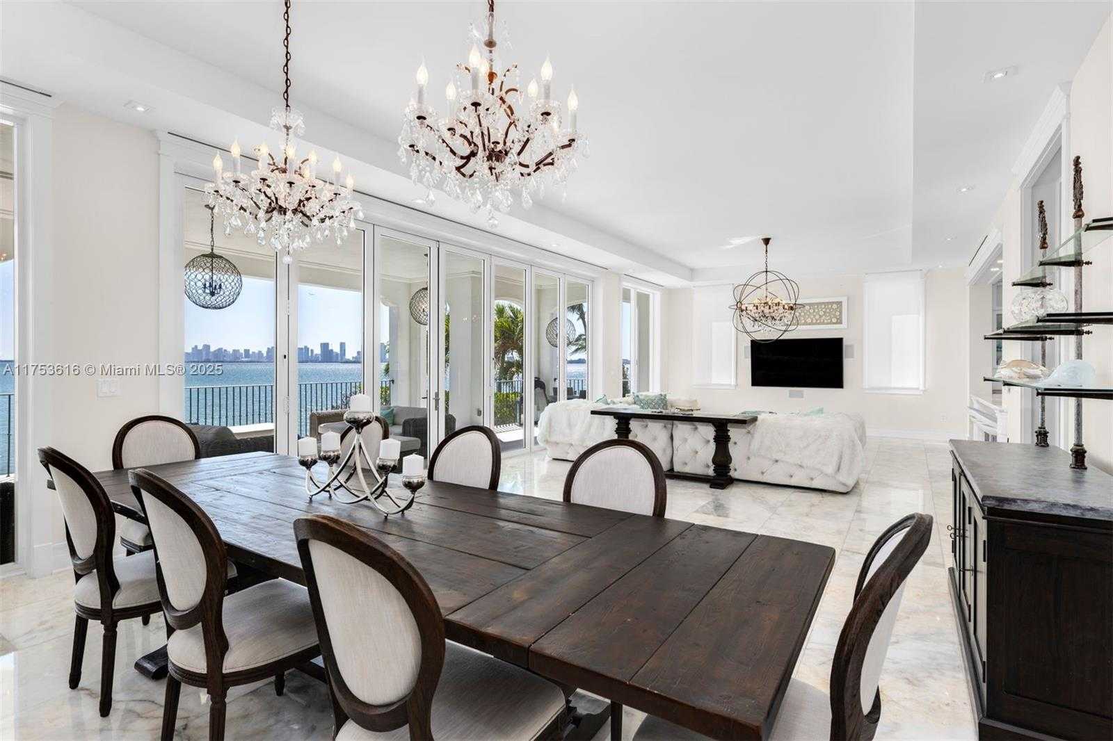 Small Image of 1460 SOUTH TREASURE DR, North Bay Village Number 45