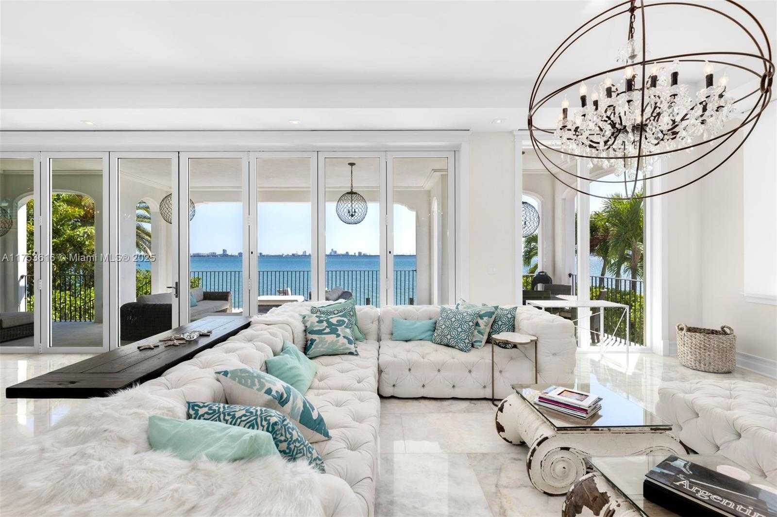 Small Image of 1460 SOUTH TREASURE DR, North Bay Village Number 46