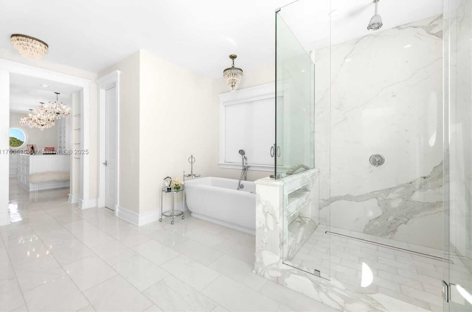 Small Image of 1460 SOUTH TREASURE DR, North Bay Village Number 55