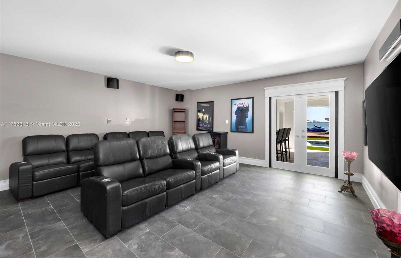 Small Image of 1460 SOUTH TREASURE DR, North Bay Village Number 62