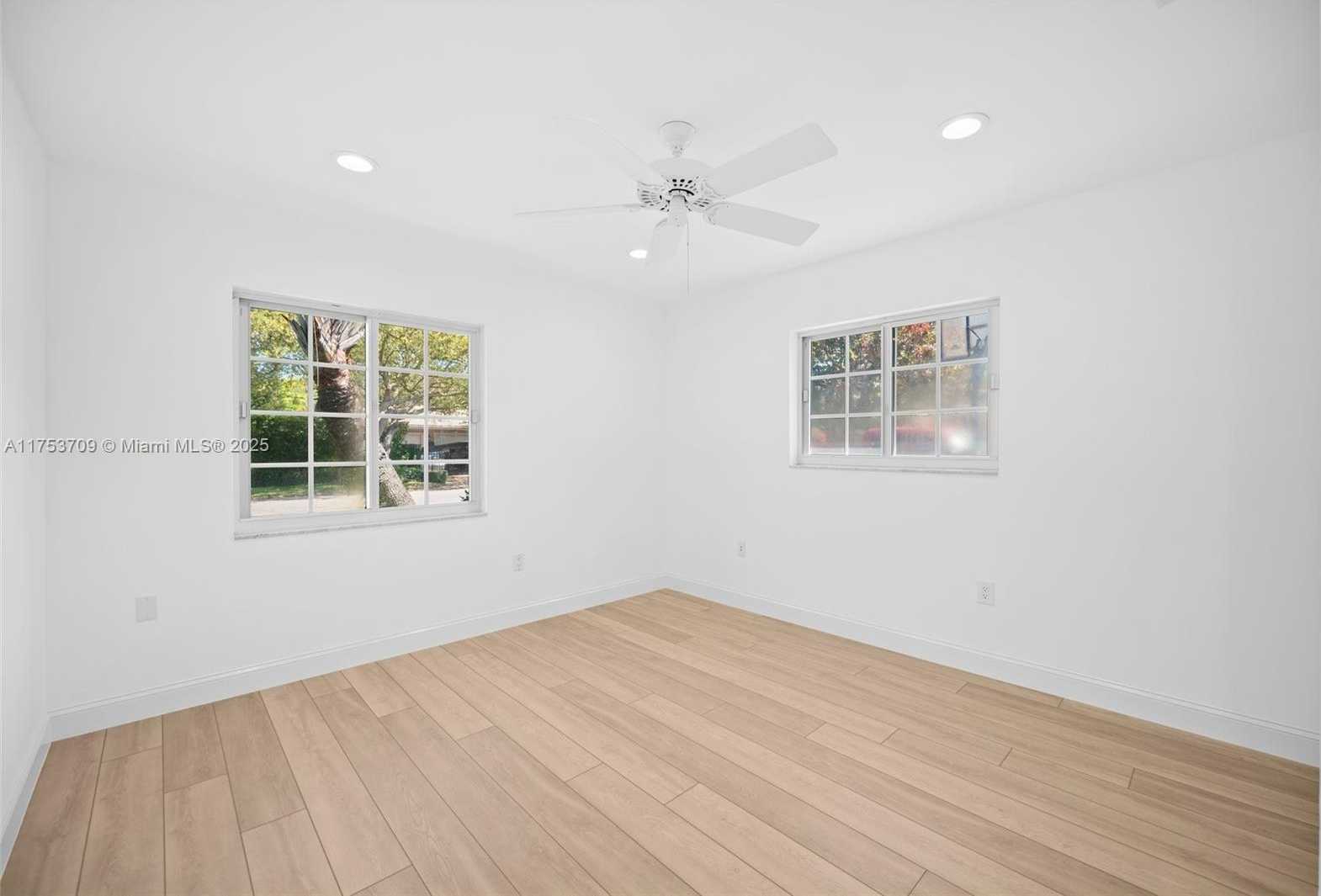 Small Image of 13060 SOUTH WEST 70TH AVE, Pinecrest Number 21
