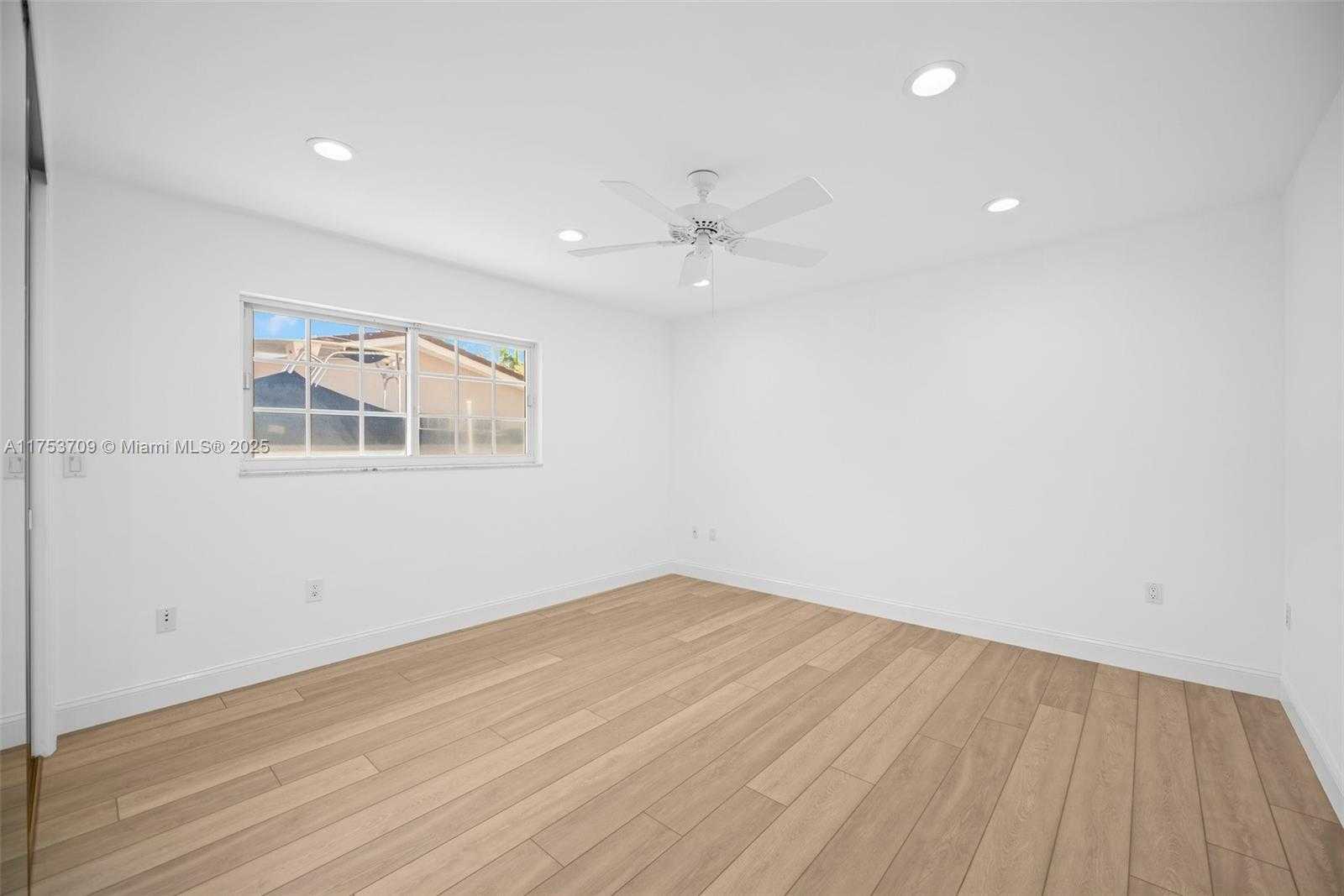 Small Image of 13060 SOUTH WEST 70TH AVE, Pinecrest Number 22