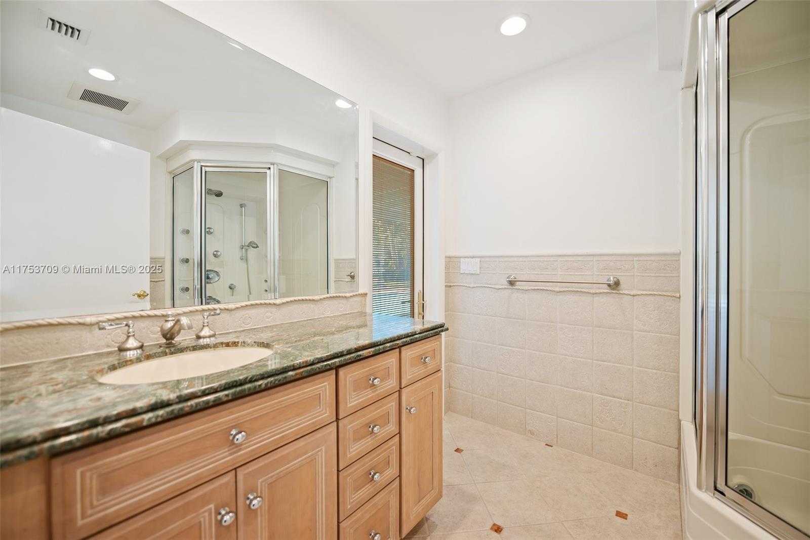 Small Image of 13060 SOUTH WEST 70TH AVE, Pinecrest Number 23