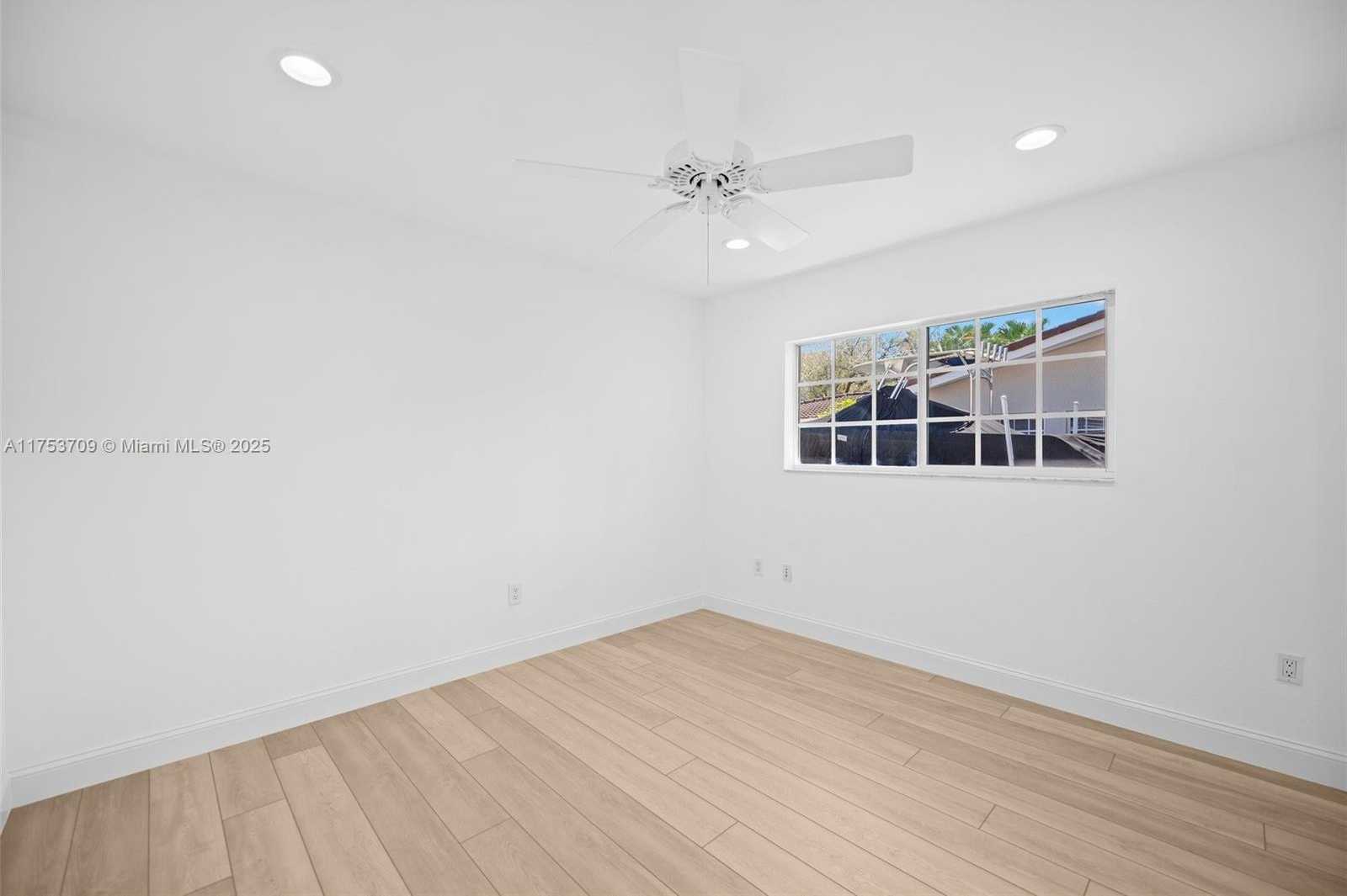 Small Image of 13060 SOUTH WEST 70TH AVE, Pinecrest Number 25