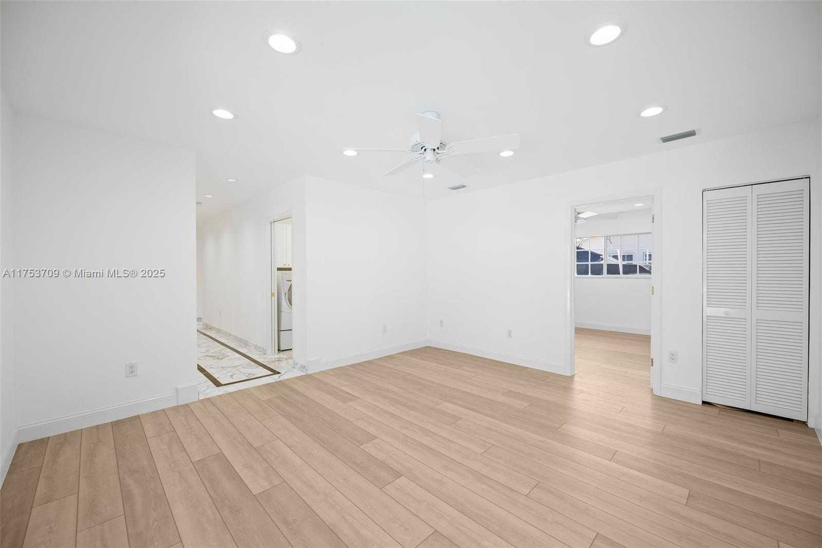 Small Image of 13060 SOUTH WEST 70TH AVE, Pinecrest Number 28