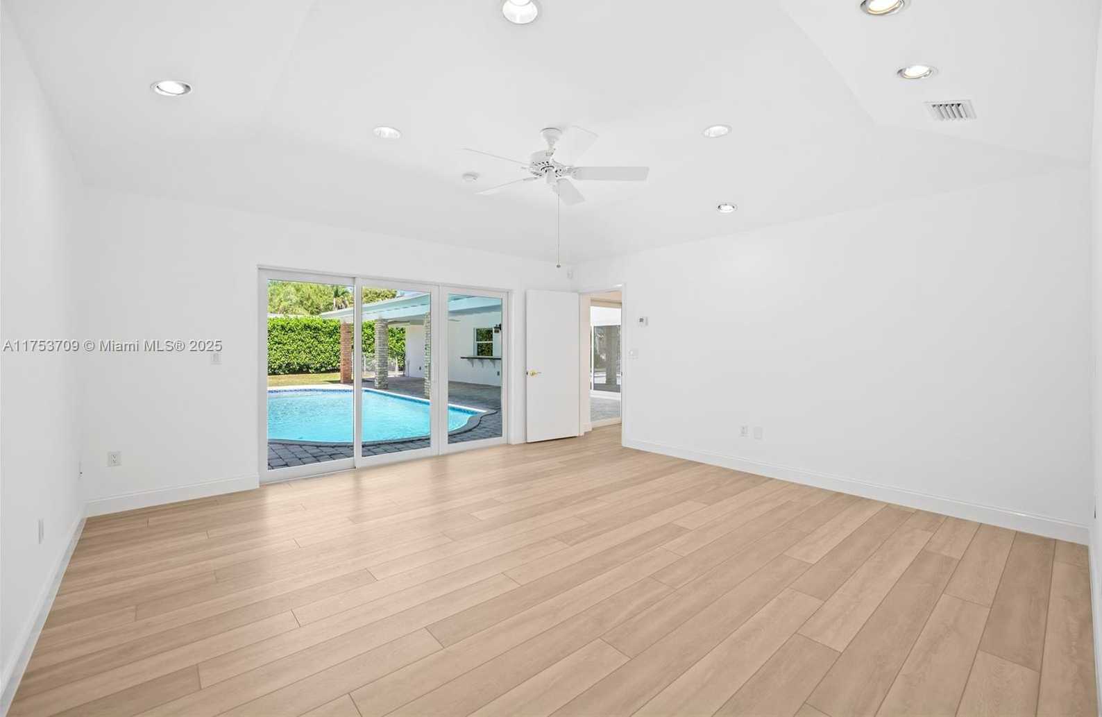 Small Image of 13060 SOUTH WEST 70TH AVE, Pinecrest Number 30