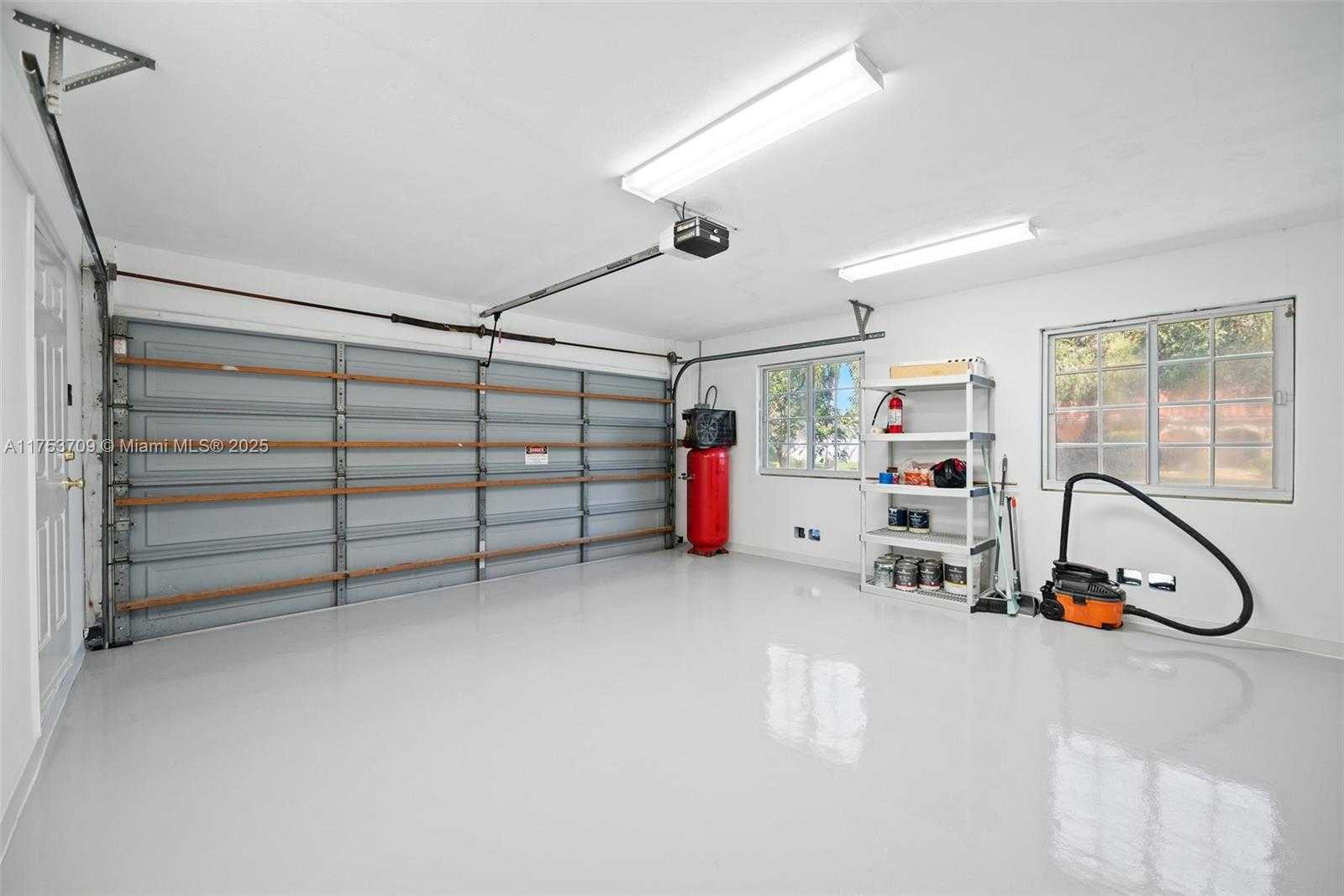 Small Image of 13060 SOUTH WEST 70TH AVE, Pinecrest Number 36