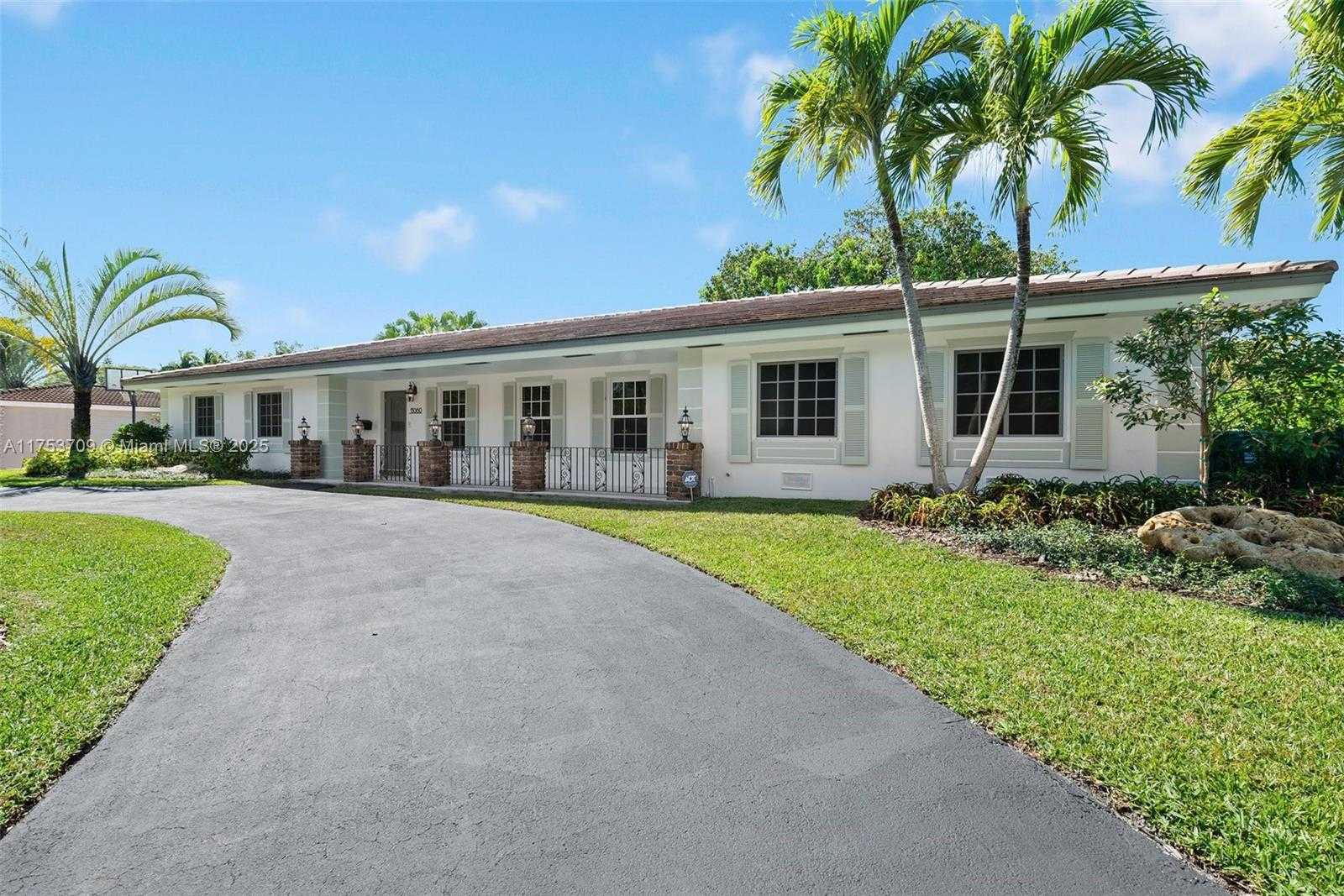 Small Image of 13060 SOUTH WEST 70TH AVE, Pinecrest Number 6