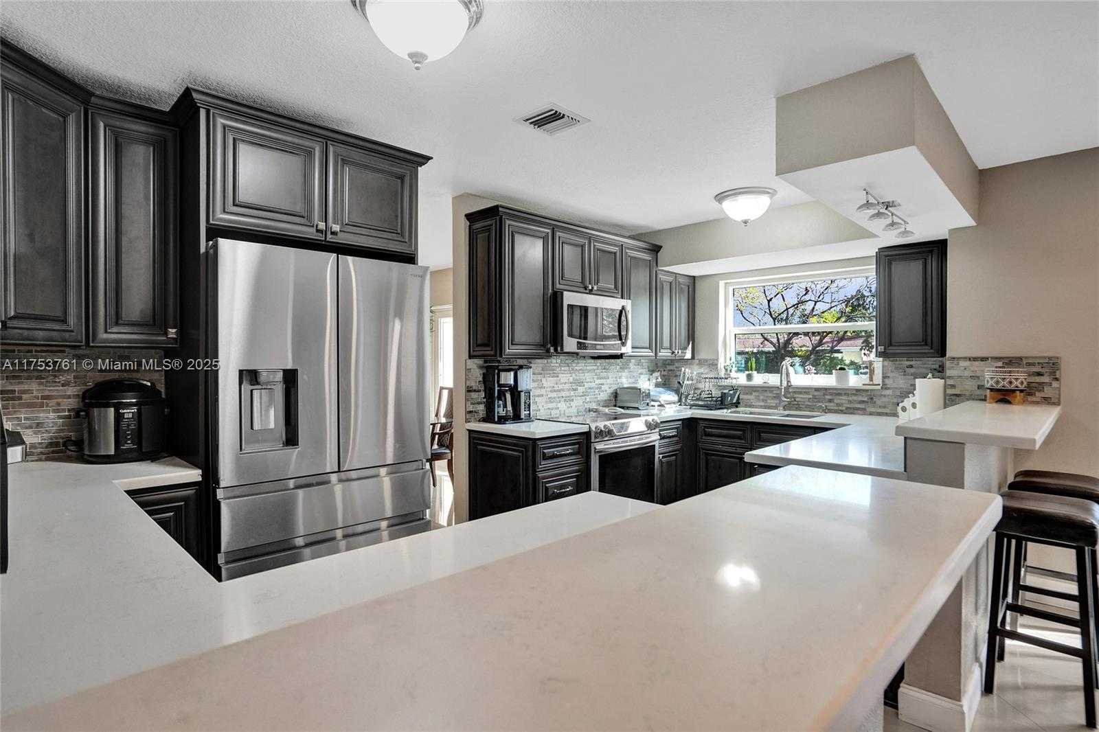 Small Image of 9440 SOUTH WEST 49TH PL, Cooper City Number 13