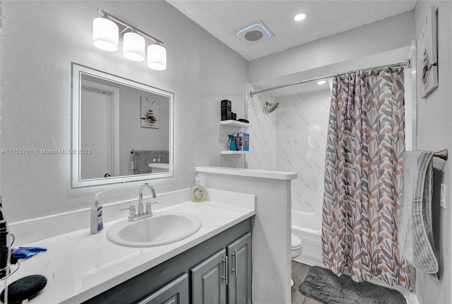 Small Image of 9440 SOUTH WEST 49TH PL, Cooper City Number 29