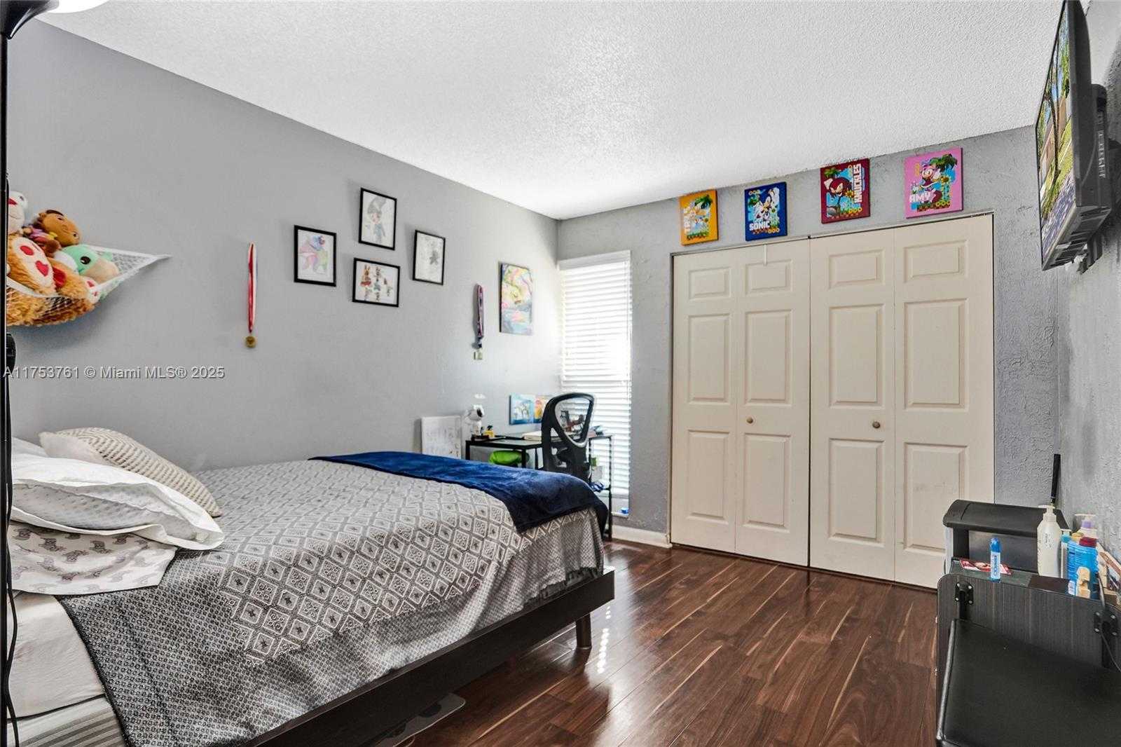 Small Image of 9440 SOUTH WEST 49TH PL, Cooper City Number 32