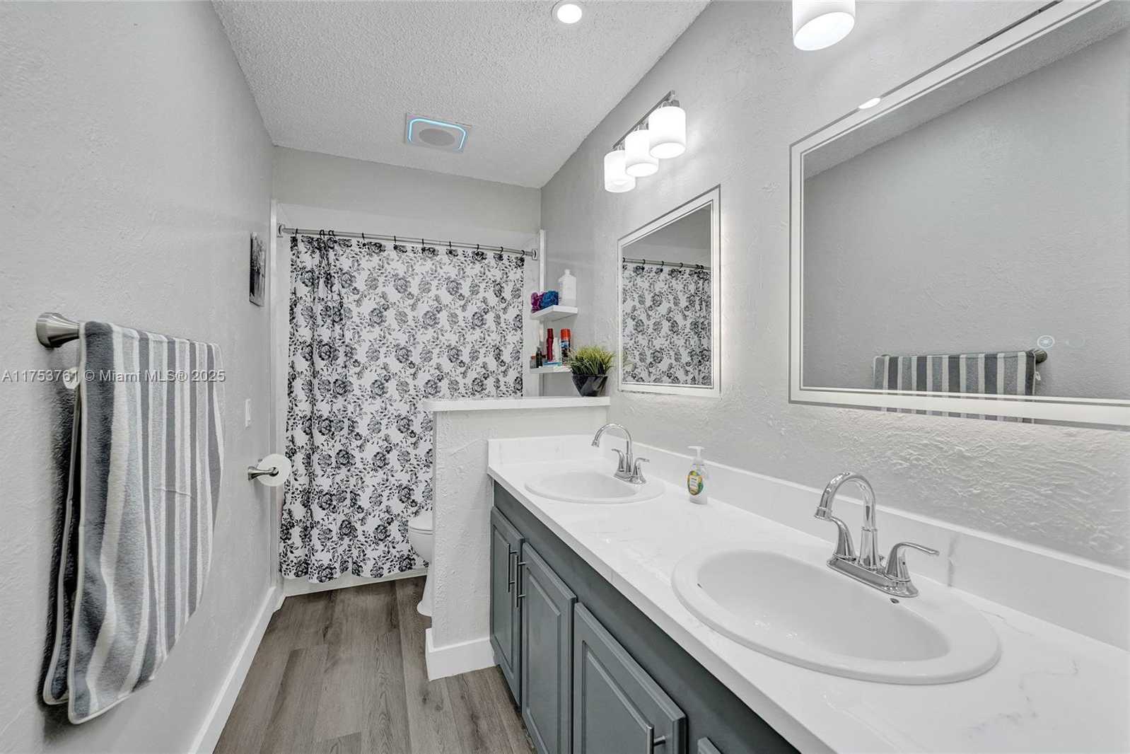 Small Image of 9440 SOUTH WEST 49TH PL, Cooper City Number 36